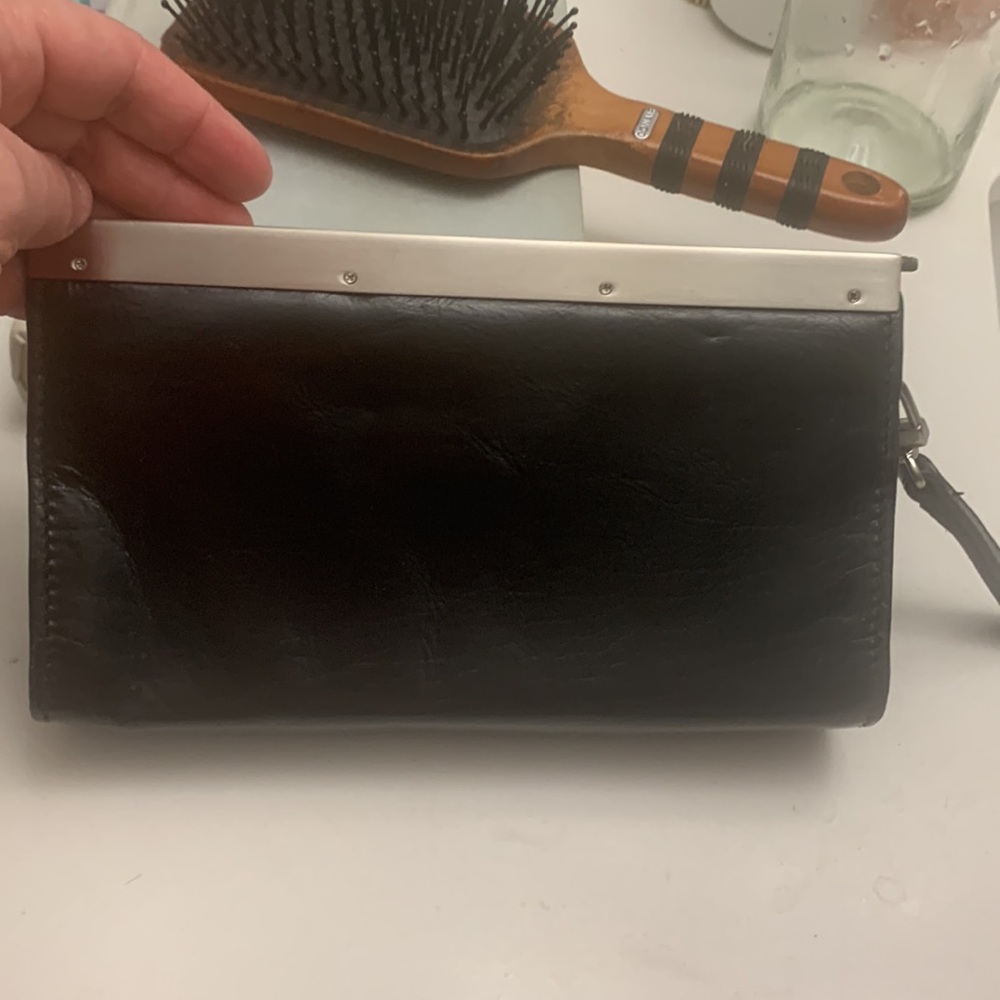 Kenneth Cole New York small Wristlet‎ - Picture 6 of 7
